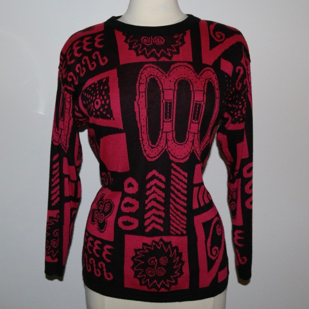 Vintage 1980’s Yuh Feng black and hot pink sweater with shoulder pads
